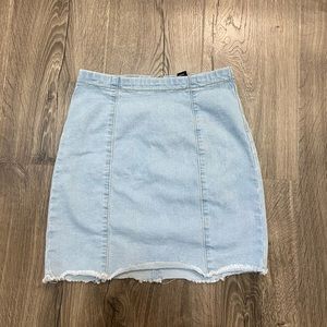 💌 light wash skirt